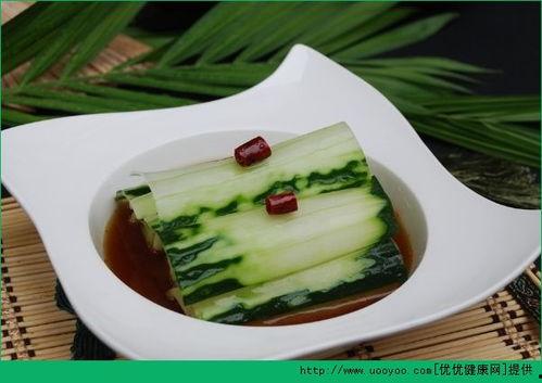 睡前吃瓜会做梦,揭秘睡前吃瓜的奇妙效应