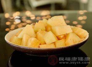 吃鸡肉可以吃哈密瓜么,营养互补的美食探索